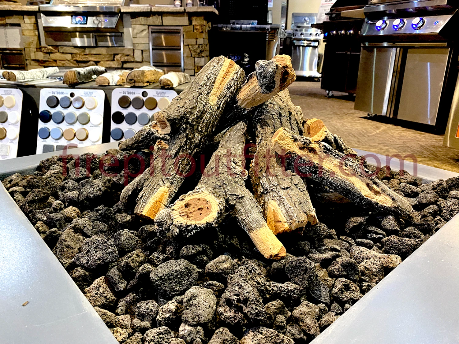 16 Piece 30" - 36" Arizona Weathered Oak Outdoor Fire Logs 4 16 Piece 30" - 36" Arizona Weathered Oak Outdoor Fire Logs - Image 2