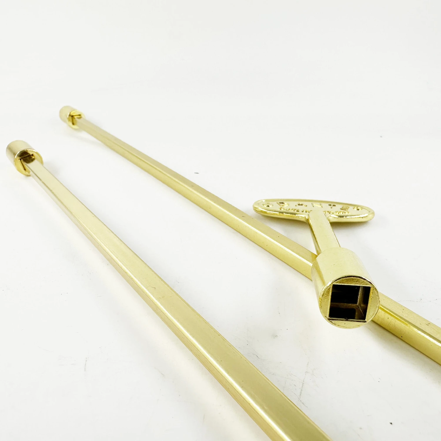 Brass Valve Keys 8″ To 24″ Lengths. 1/4″ Key Socket 4 Brass Valve Keys 8″ To 24″ Lengths. 1/4″ Key Socket - Image 2
